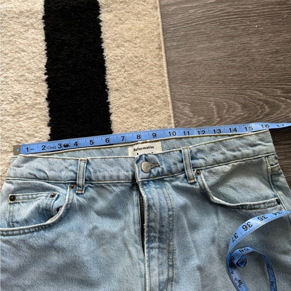 Reformation straight leg jeans size 30/10 - Picture 3 of 6